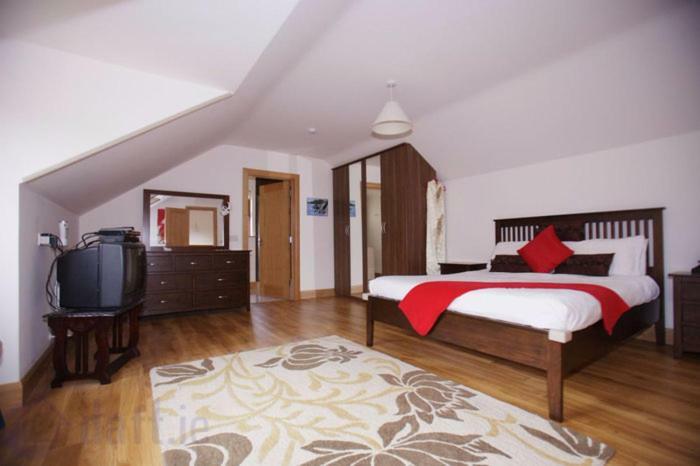 Woodview House Bed And Breakfast Cork Exterior photo